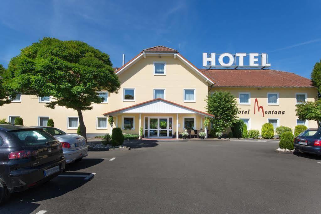 Hotel Montana Diemelstadt Exterior foto
